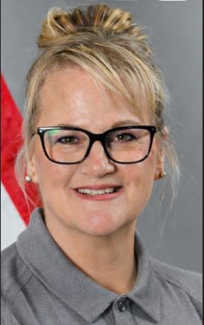 Tonia Brown<br />
Police Officer Graphic
